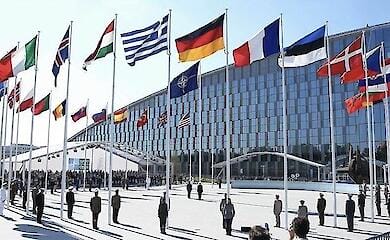 НАТО на случай войны планирует транспортировку раненых 