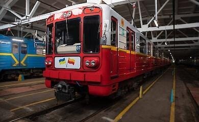 Киев переплатил 160 млн гривен за доставку вагонов из Варшавы