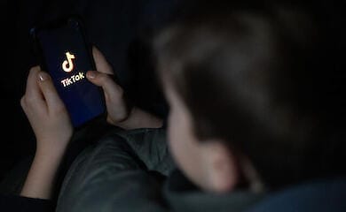 В Украине распространяется опасный флешмоб среди подростков: Лубинец предупреждает родителей