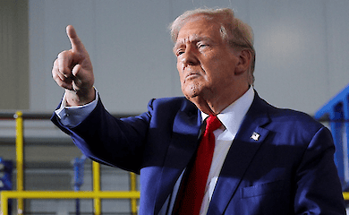 Трамп заявил, что Израиль должен нанести удары по иранским ядерным объектам
