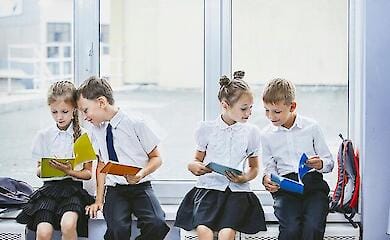 Міносвіти підтримало заборону спілкуватися російською на перервах у школах