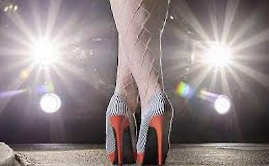 В Киеве четверо полицейских подозреваются в покупке услуг проституток для следственного эксперимента 