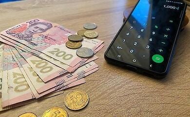 Які пенсії отримують чинні міністри та їх заступники: названі суми