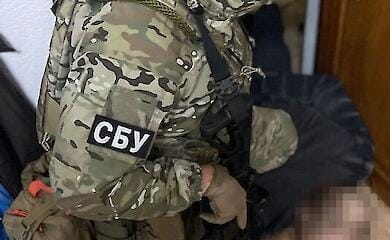 СБУ затримала ексдепутата, який працював на ФСБ і допомагав Росії атакувати Сумщину
