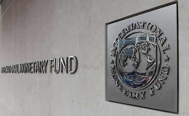 МВФ зробив заяву про курс долара, податки і ВВП України