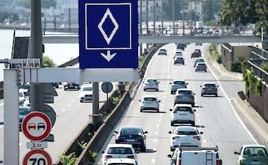 Львів може запровадити новий дорожній знак для спільних поїздок