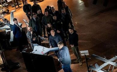 Во время визита Шольца Минобороны показали аналог украинского "шахеда"