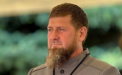 Кадиров запропонував військовополоненому ЗСУ застрелитися