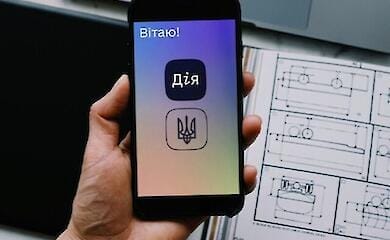В "Дии" рассказали, куда чаще всего украинцы тратят "тысячу Зеленского"