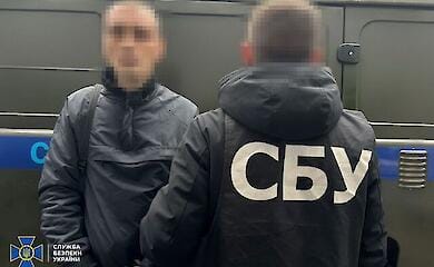 Трьох паліїв затримали за роботу на ФСБ