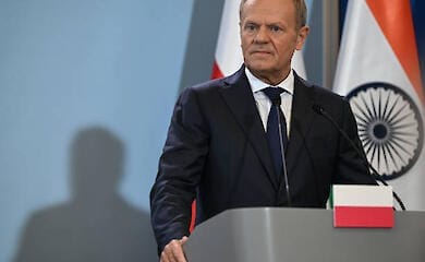Туск осудил Орбана за слова о Путине как “честном партнере”