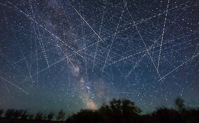 Космос переповнений сміттям: чому це може призвести до глобальної катастрофи 