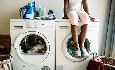 Как стирать пуховики и подушки, чтобы те сохранились в отличном качестве 