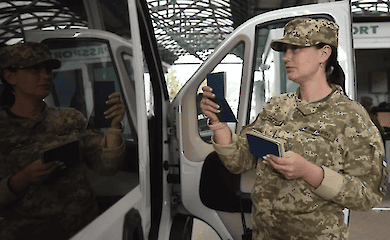 Сколько украинцев выехали за границу в 2024 году и не вернулись