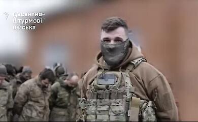 Украинские десантники взяли в плен 27 военных РФ на Курщине 