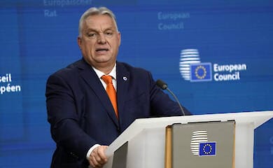 Орбан призывает отменить санкции ЕС против РФ
