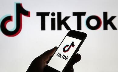 В TikTok набирает популярность опасный тренд: полиция дала объяснения