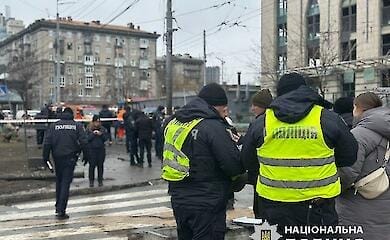 Стало відомо про жертви ракетної атаки по Києву: Зеленський відреагував на удари