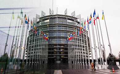 Министры ЕС поддержали продление санкций против РФ