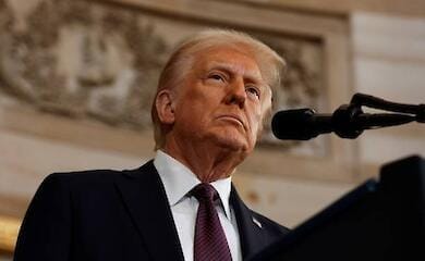 Трамп пригрозив країнам БРІКС 100%-ми митами, якщо вони замінять долар