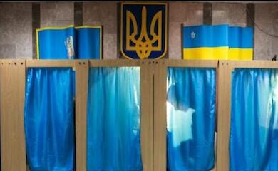 Трамп заявив, що Україна має провести вибори: що вимагають у США