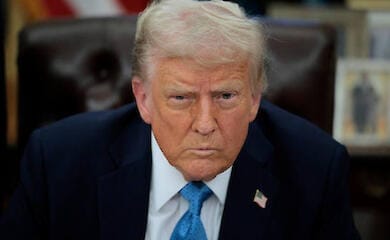 Трамп: США ведуть переговори з Україною та Росією