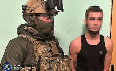 СБУ і Нацполіція затримали агентів РФ, які влаштували вибух біля ТЦК у Павлограді