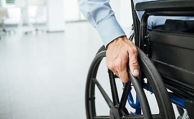 Скільки працівників держорганів було позбавлено інвалідності після перевірок