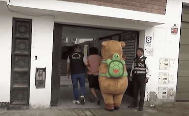 Поліцейський у костюмі капібари затримав наркоторговця в Перу