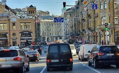 В Киеве сегодня ограничивают дорожное движение в центре: где и когда