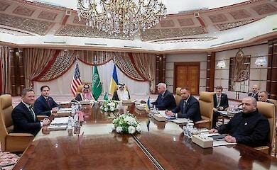 США відновлюють військову допомогу Україні та обмін розвідданими