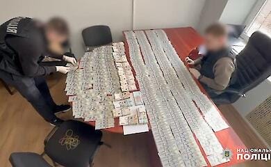 Керівники "Київзеленбуду" створили злочинну організацію для отримання мільйонних "відкатів" 