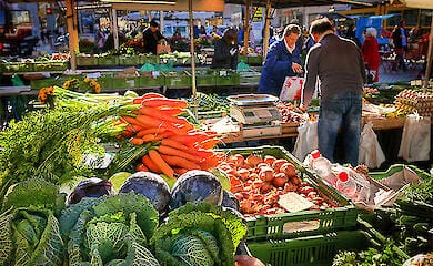 Как приготовить сезонные овощи и фрукты вкусно и полезно