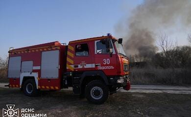 В Одесской области масштабный пожар: из-за ветра огонь перекинулся на нацпарк