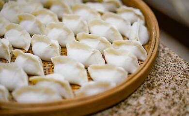 Как правильно варить пельмени, чтобы они не слипались 