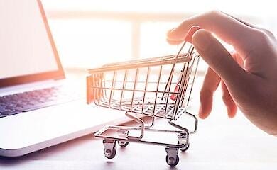 За ухилення від податків: українців почали штрафувати за онлайн-продаж