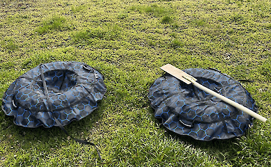 Двое уклонистов были задержаны на Днестре, когда они пытались переплыть реку на надувных тюбингах