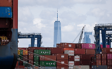 У КНР попередили, що введені Трампом мита можуть призвести до глобальної гуманітарної кризи