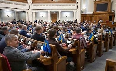 В Раде хотят ввести закон о о противодействии сексуальным домогательствам к женщинам в ВСУ