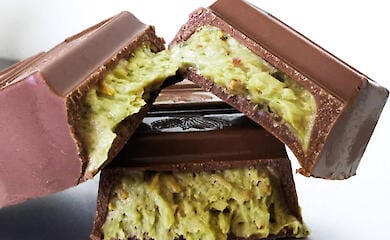 Дубайський шоколад спричинив світовий дефіцит фісташок: ажіотаж, TikTok і зростання цін