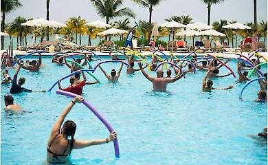 Більше рухаєшся - краще думаєш: як спорт допомагає мозку після 60