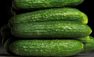 В Україні знизилися ціни на огірки: аналітики пояснили причини