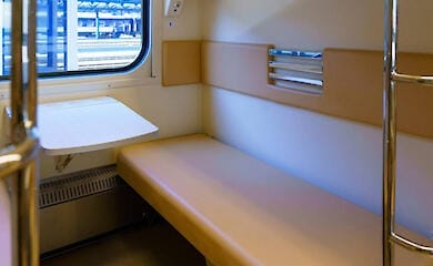 В Україні вперше за історію Незалежності з'явилися нові плацкартні вагони: фото