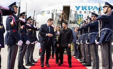 Зеленський вперше за 2 роки прибув до Чехії: його візит тримали в таємниці