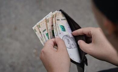 Виплата допомоги від Карітас: для українців запустили спеціальний чат-бот