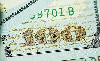 С 10 мая начали действовать изменения, касающиеся операций с иностранной валютой