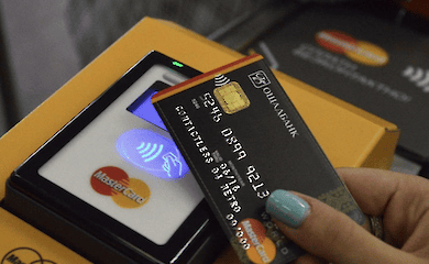 Шахраї вкрали з карт українців фантастичну суму: НБУ озвучив статистику