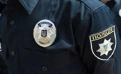 У Дніпрі 17-річна школярка танцювала на могилах під російську пісню: деталі від поліції