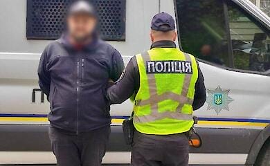 Киянин вкрав у співмешканки 300 тисяч гривень і втік до Одеси