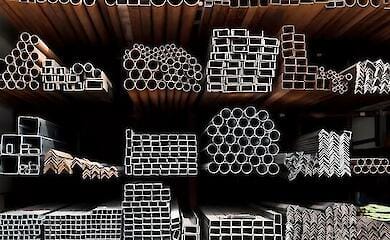 Порівняння цін на метал за регіонами: де купити дешевше у 2025 році?